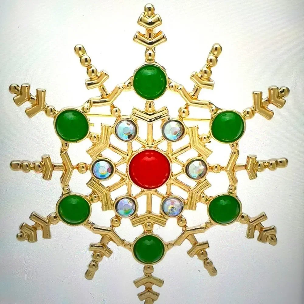 ‎RED N GREEN SNOWFLAKE BROOCH